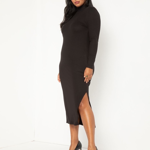 Chain Detail Dress With Open Low Back - Picture 2 of 3